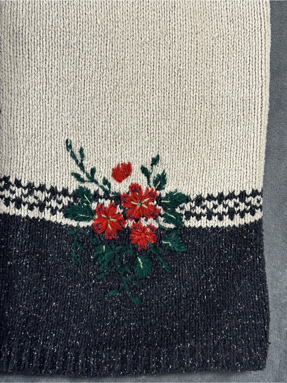 Knit Sweater Vest – Floral Fair Isle Cottagecore - large - Picture 4 of 8